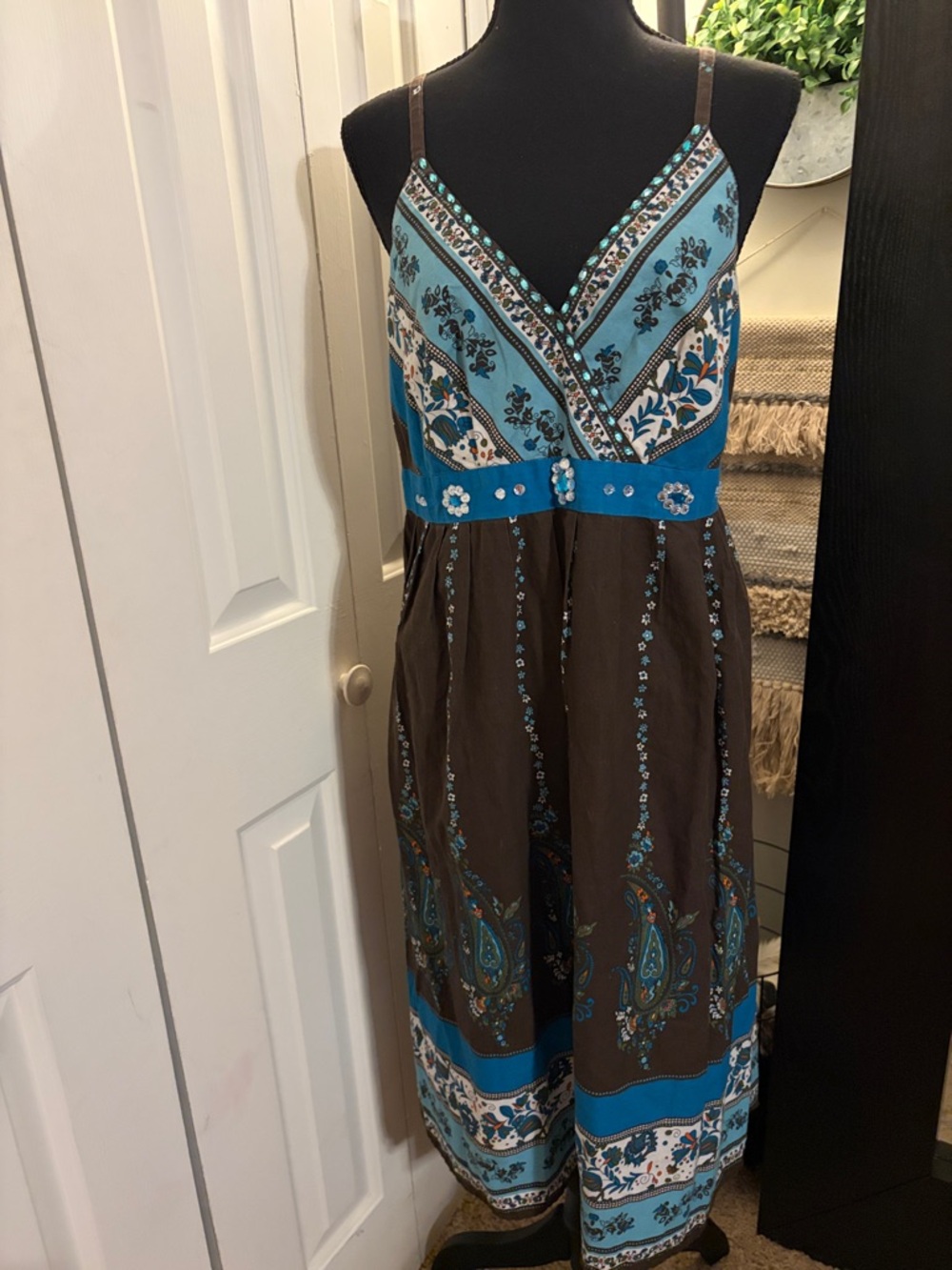 Boho V-Neck Brown and Turquoise Embroidered Midi Dress